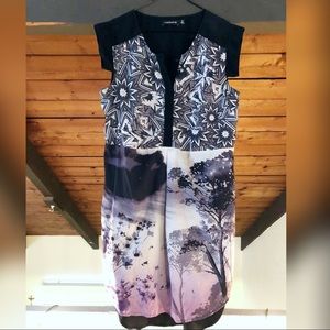 Tab sleeve printed front dress